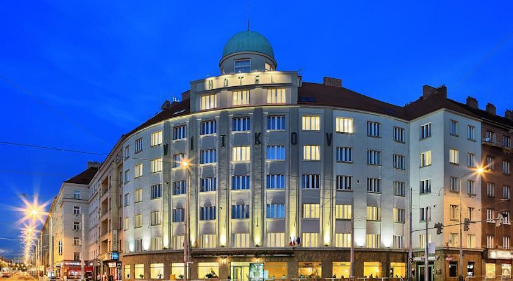 Hotel Vitkov Prag Exteriör bild