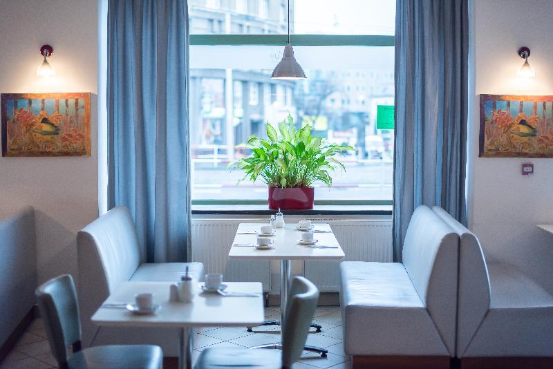 Hotel Vitkov Prag Exteriör bild